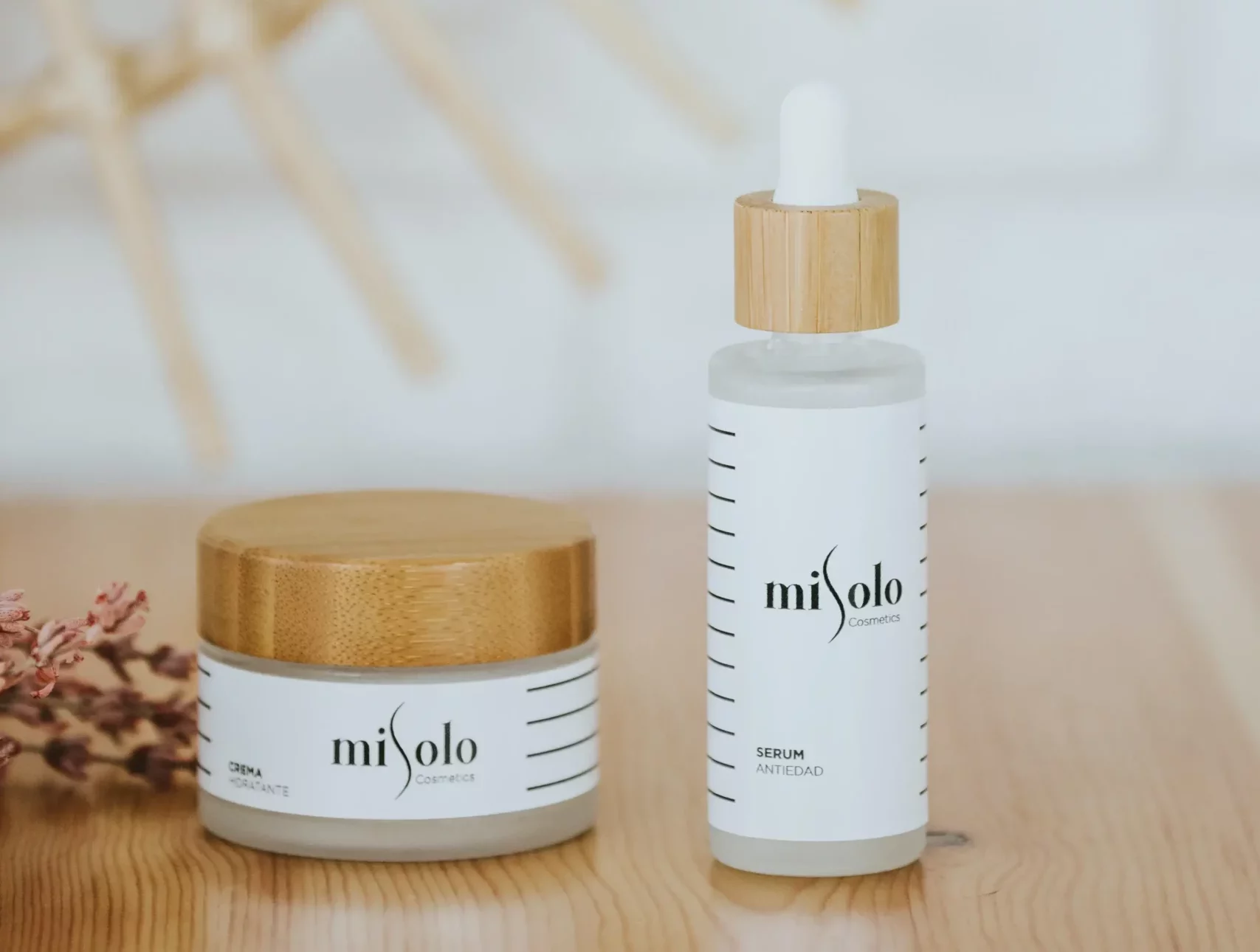 קרם לחות או סרום? מה ההבדל ביניהם?